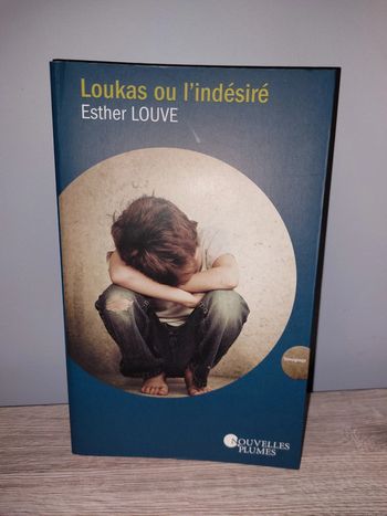 Livre loukas ou l´indérisé