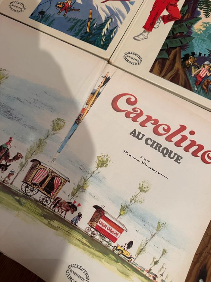 État satisfaisant - Lot de 4 livres Caroline grands albums Hachette blancs Pierre Probst - photo numéro 7