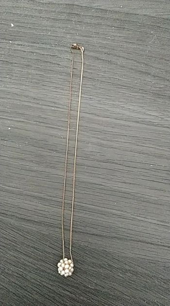 Chaîne avec pendentif perle