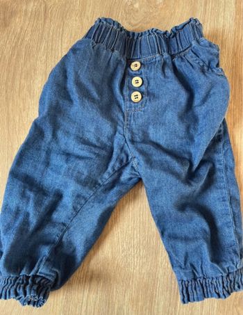 Pantalon type cargo