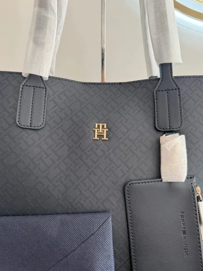 Sac fourre tout Tommy Hilfiger - photo numéro 2