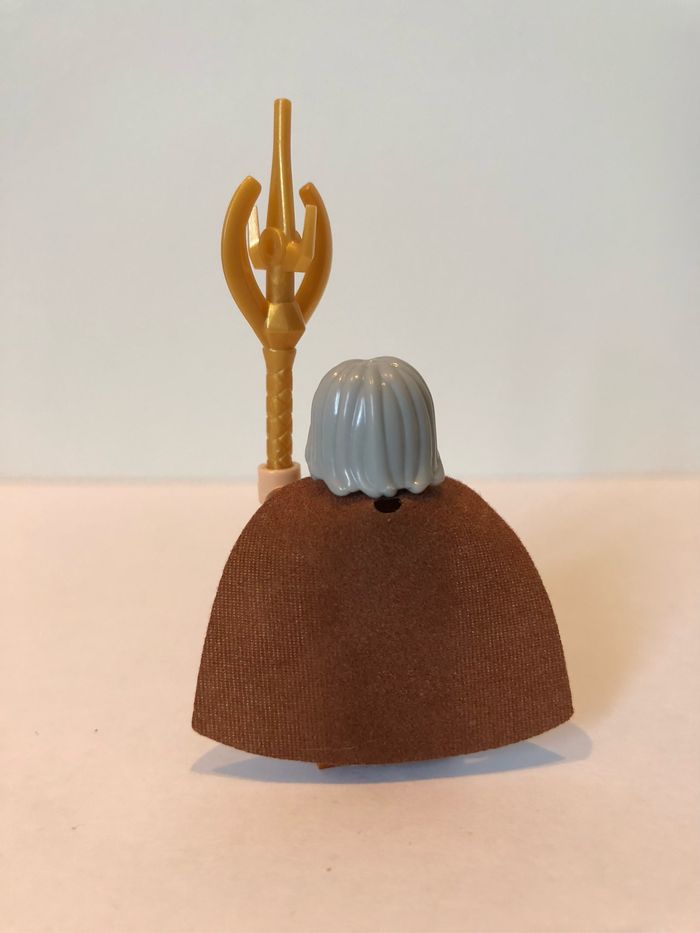 Figurine type lego Roi Odin Thor.  Marvel. - photo numéro 3