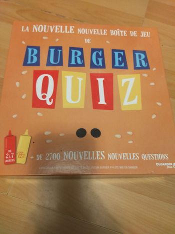 Boite de jeu Burger Quiz