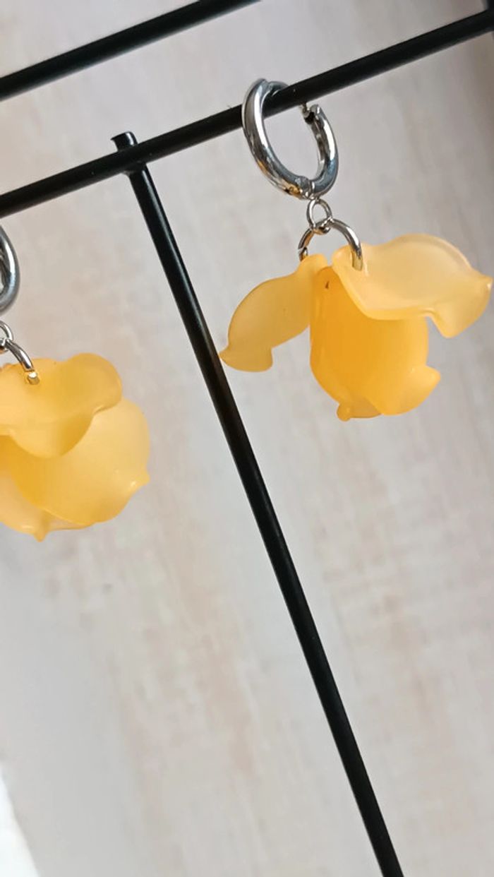 Mini créoles tendances - photo numéro 2