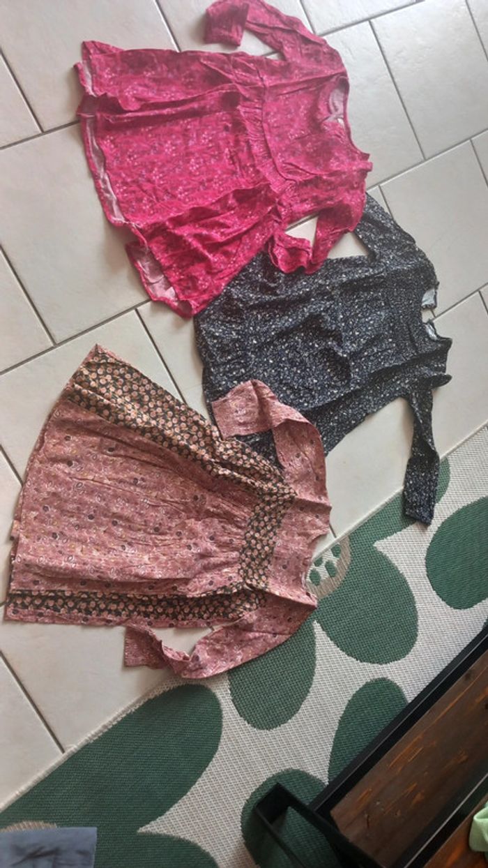 Lot de 3 robes ml fille 8 ans tbe