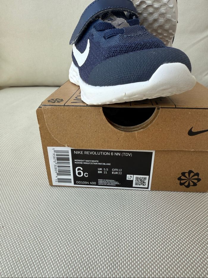 Basket Nike bleu marine - photo numéro 6