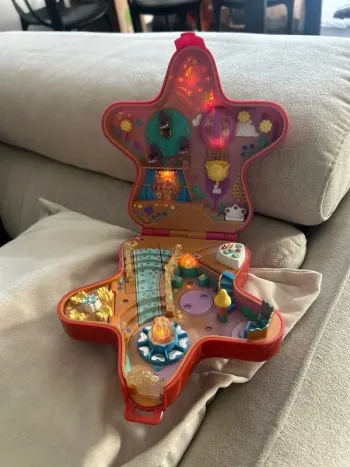 Fairylight wonderland polly Pocket 1993