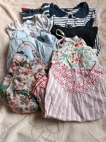 Lot vêtements fille été 24mois