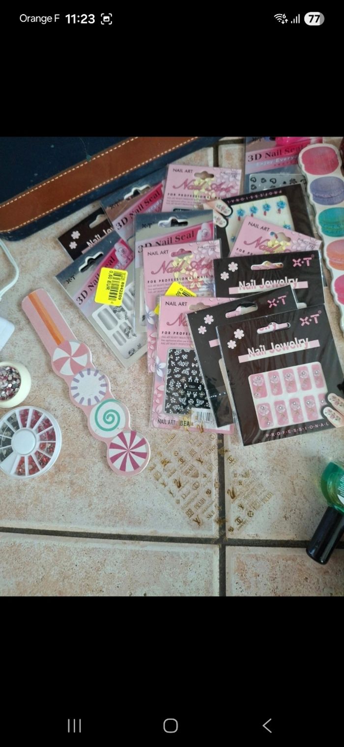 Lot de vernis à ongles - photo numéro 2