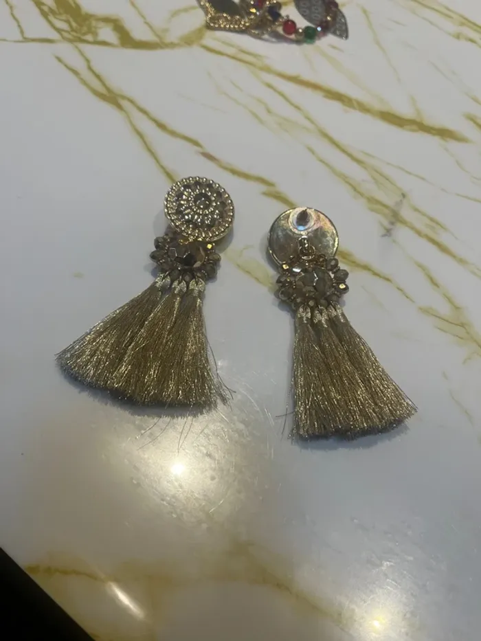 Boucle d oreille dorée pendantes - photo numéro 3