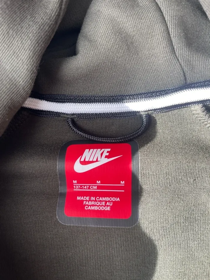 Veste Nike tech - photo numéro 5
