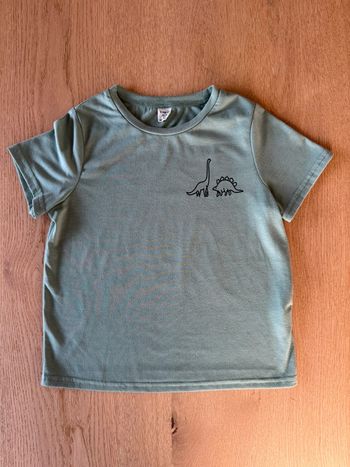 T-shirt Shein 6 ans 🦕