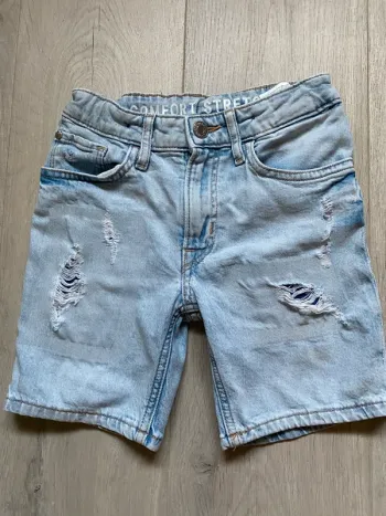 Short jeans H&m 5/6 ans