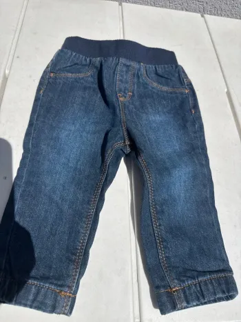 Jeans taille 9 mois 74 cm