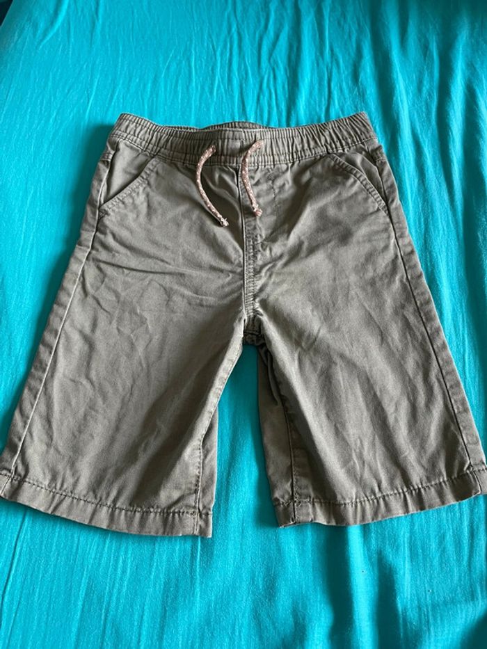 Short, garçon, kaki