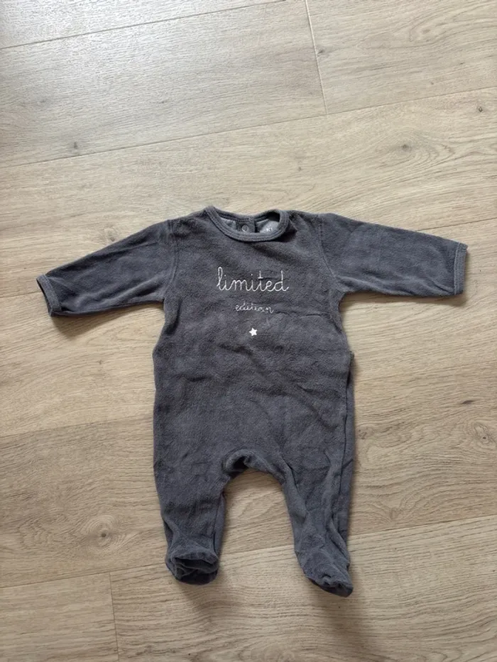Pyjama gris 3 mois