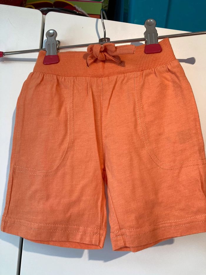 Lot de 8 shorts taille 68 - photo numéro 3
