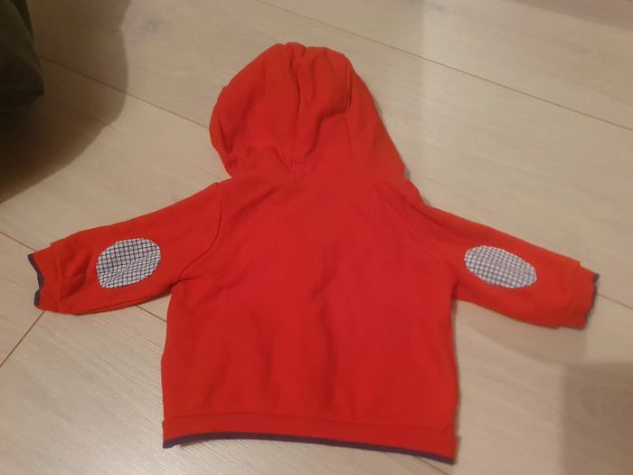 Gilet zippé à capuche - photo numéro 2