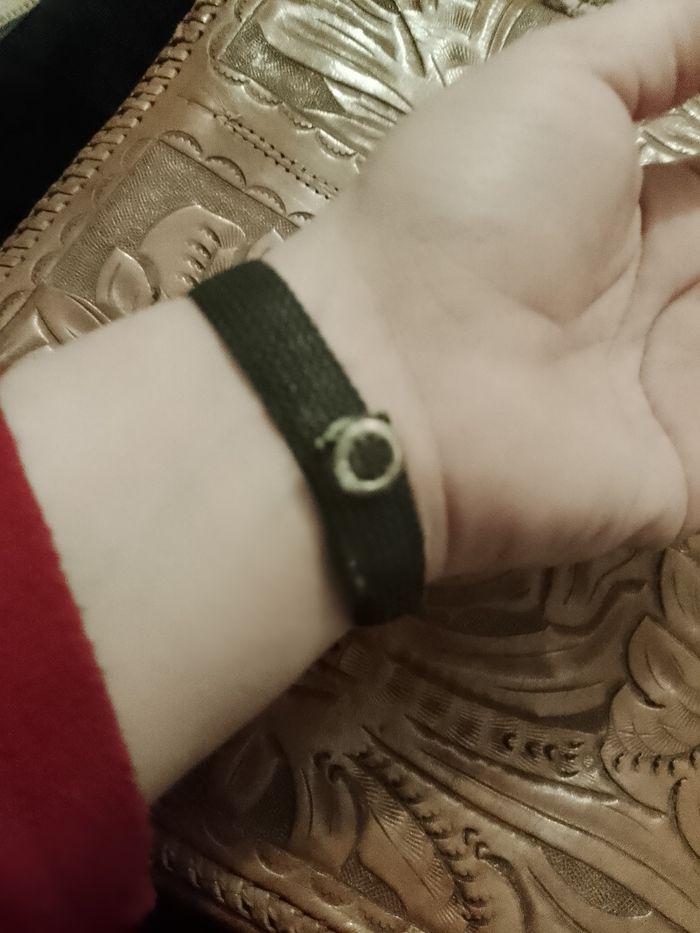 bracelet en tissu noir/jaune vintage années 80. - photo numéro 2