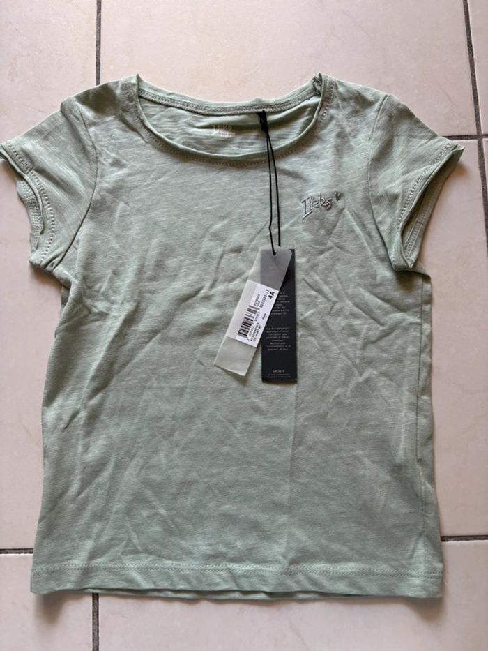 Tee shirt ikks vert