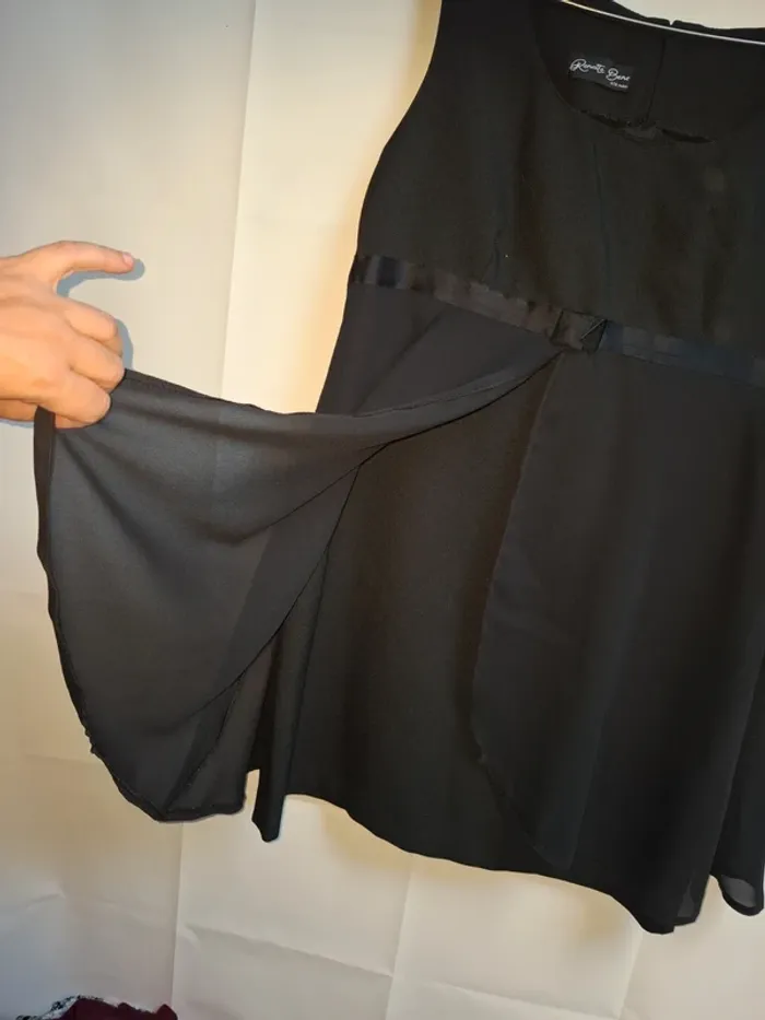 Robe taille 38 ou 40 - photo numéro 2