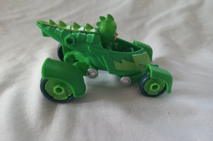 Figurine Gluglu + véhicule Reptilo-Mobilie ; Pyjamasques - photo numéro 5