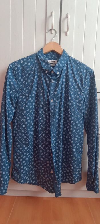 2 chemises imprimées Lefties