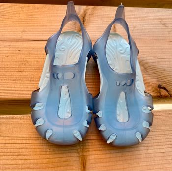 Chaussures d’eau avec semelle