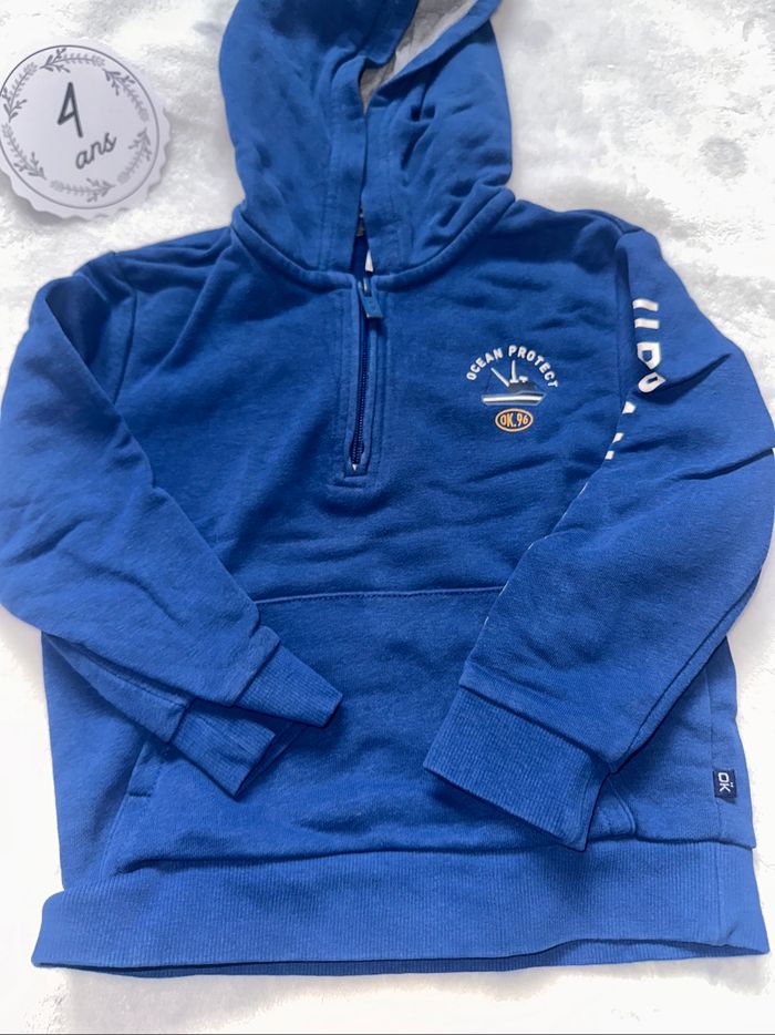 Pull 4 ans capuche - photo numéro 2
