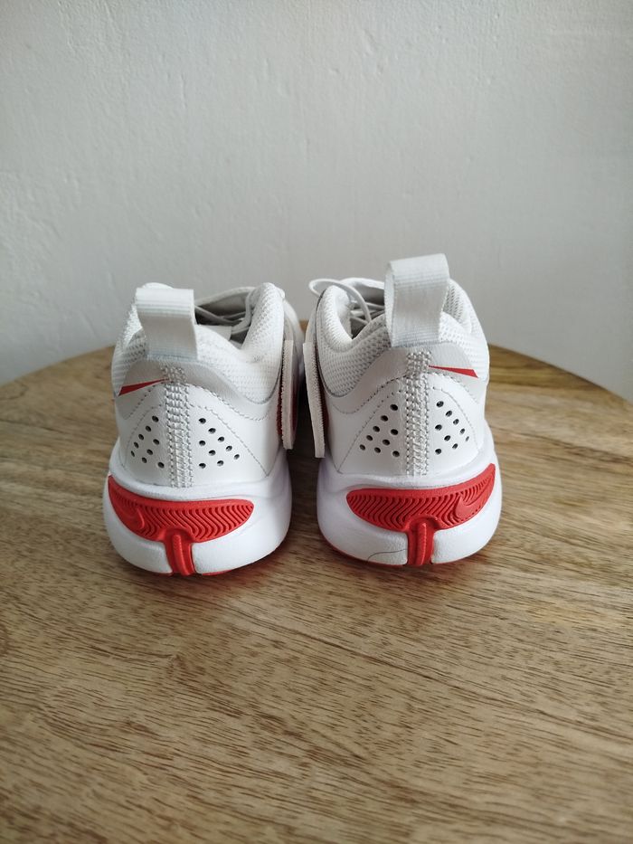 Baskets Nike T 28.5 - photo numéro 5