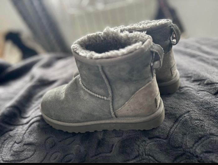 Ugg grise - photo numéro 5
