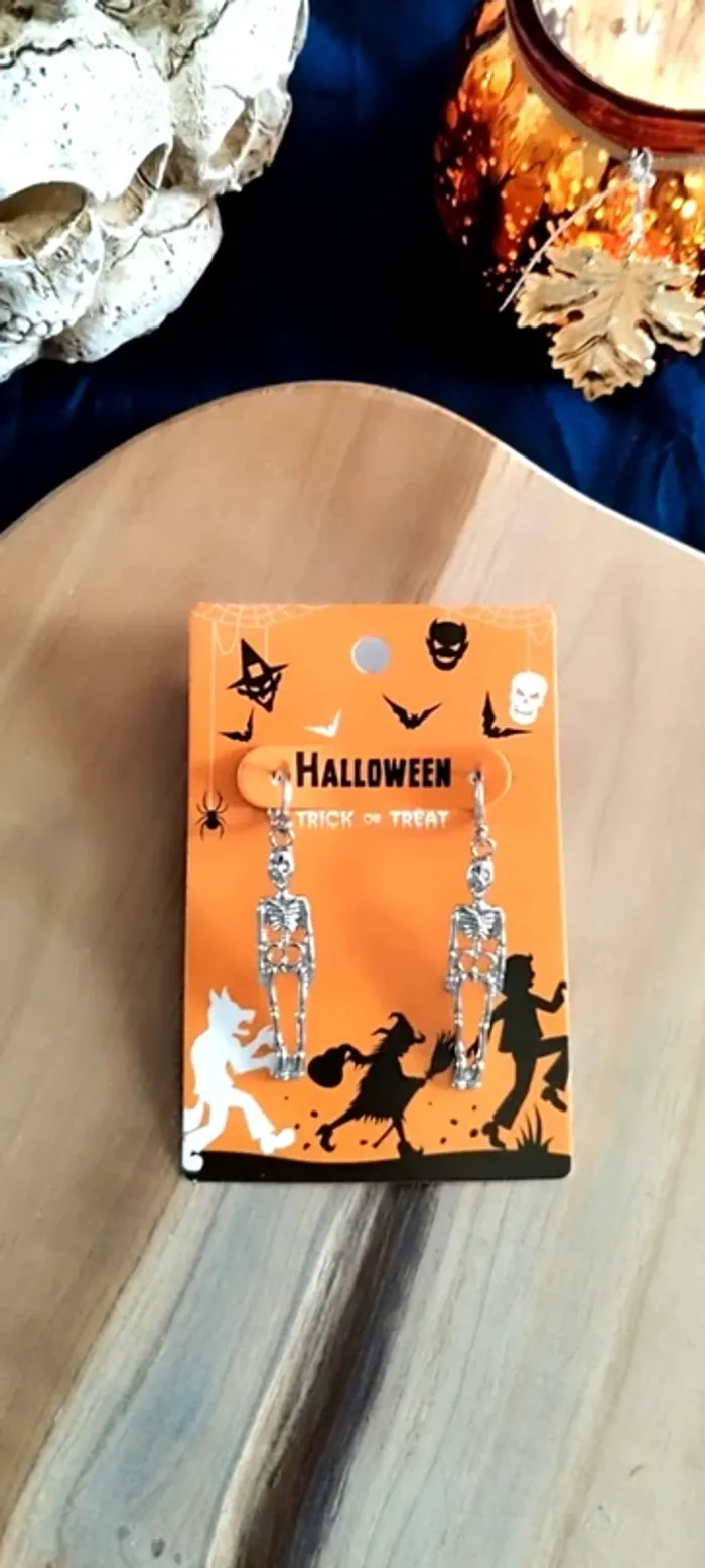 Boucles d'oreilles squelette