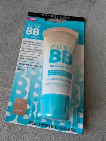 BB crème dream pure 8 en 1 claire.