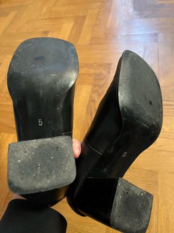 Escarpins anglais à talons - photo numéro 4