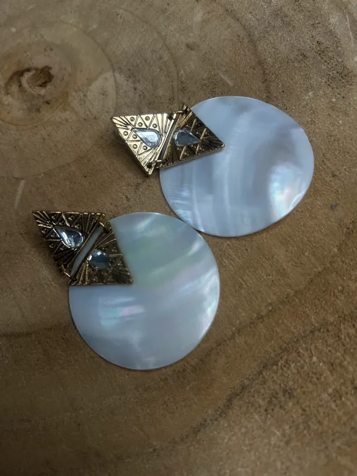 Boucles d’oreilles 🤍 - photo numéro 3