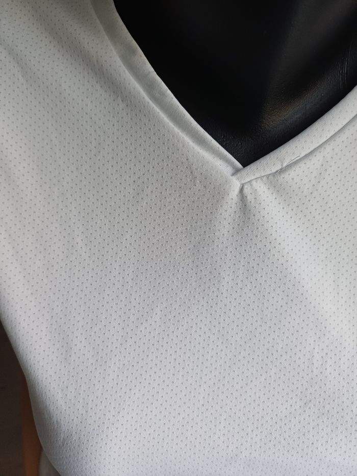 Tshirt debardeur - photo numéro 2