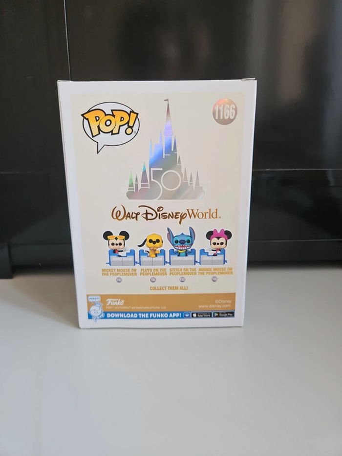 Pop minnie mouse on the peoplemover - photo numéro 3