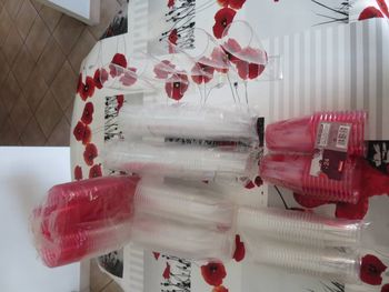 1 Lot Neuf de Verres en Plastique + 1 Cadeau