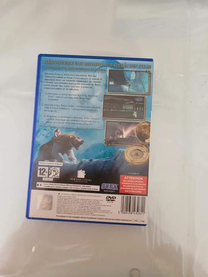 Jeu PS2 à la croisée des mondes la boussole d'or - photo numéro 2