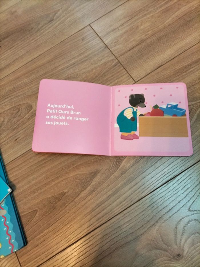 Livre Petit ours brun - photo numéro 3