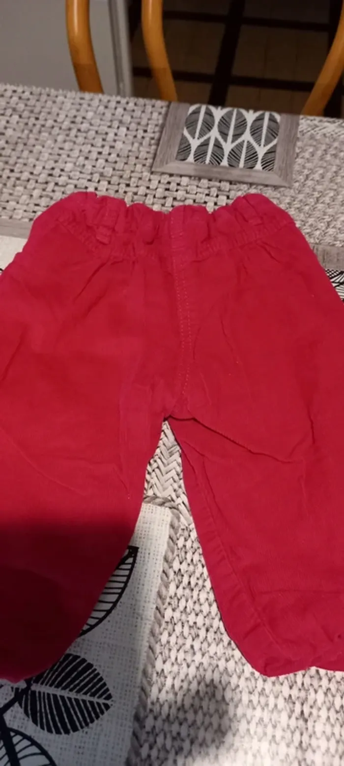 Pantalon 6 mois - photo numéro 2