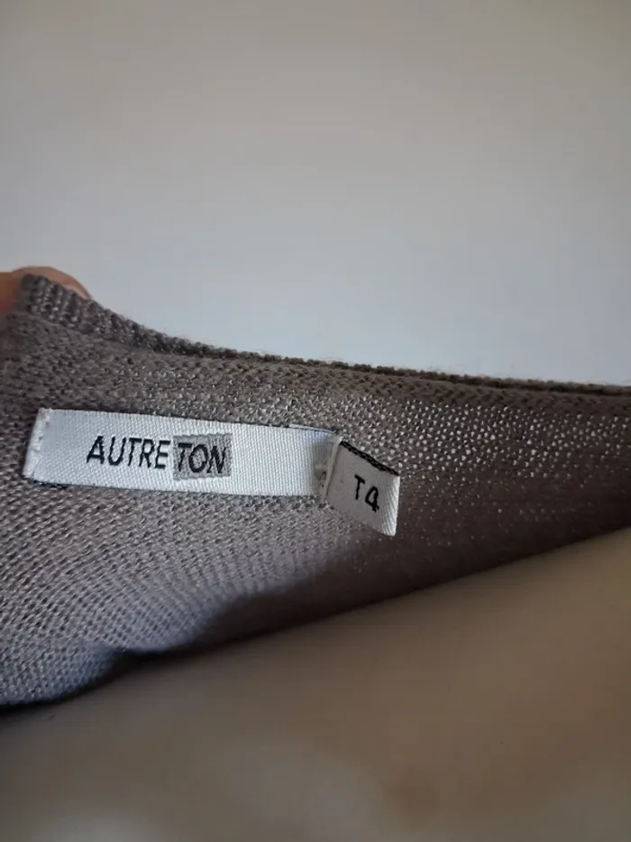 Pull gris taille 4 - photo numéro 4