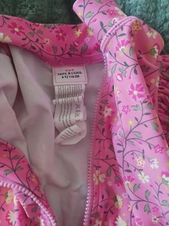 Maillot de bain anti UV 6 ans - photo numéro 3