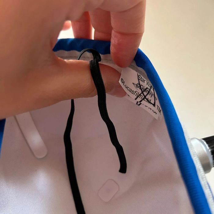 Chapeau disney oreilles mickey star wars R2D2 - photo numéro 11