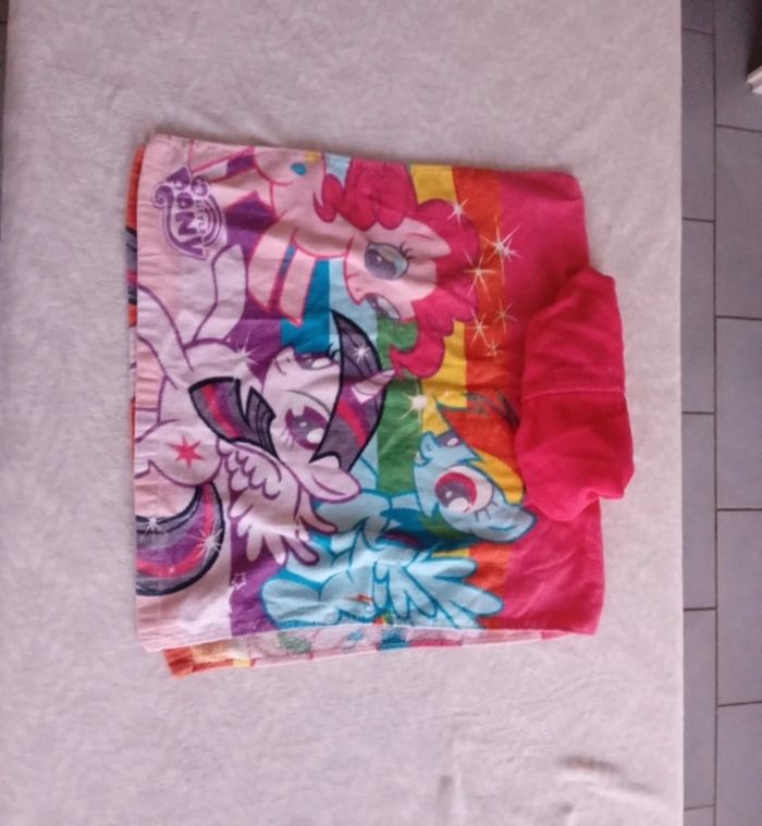 Lot de vêtements fille 4 ans. - photo numéro 10