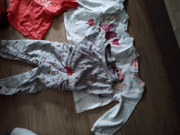 Lot 6-9 mois comme neuf - photo numéro 3