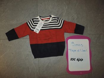 pull tape à l'oeil taille 9 mois neuf