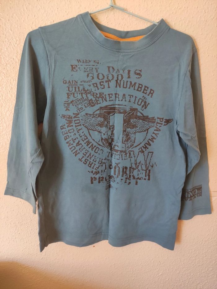 T-shirt taille 8 ans