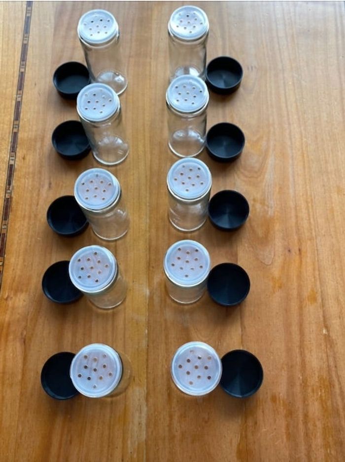 Lot de 10 pots à épices, sel ou poivre