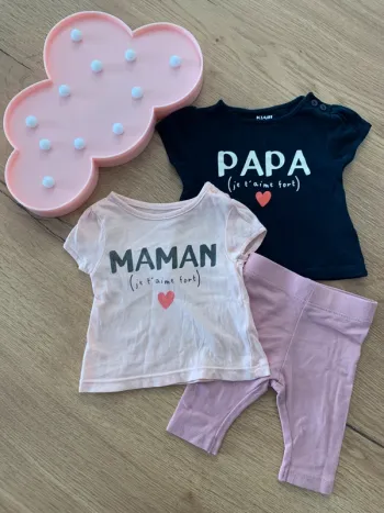 Lot t-shirt et legging